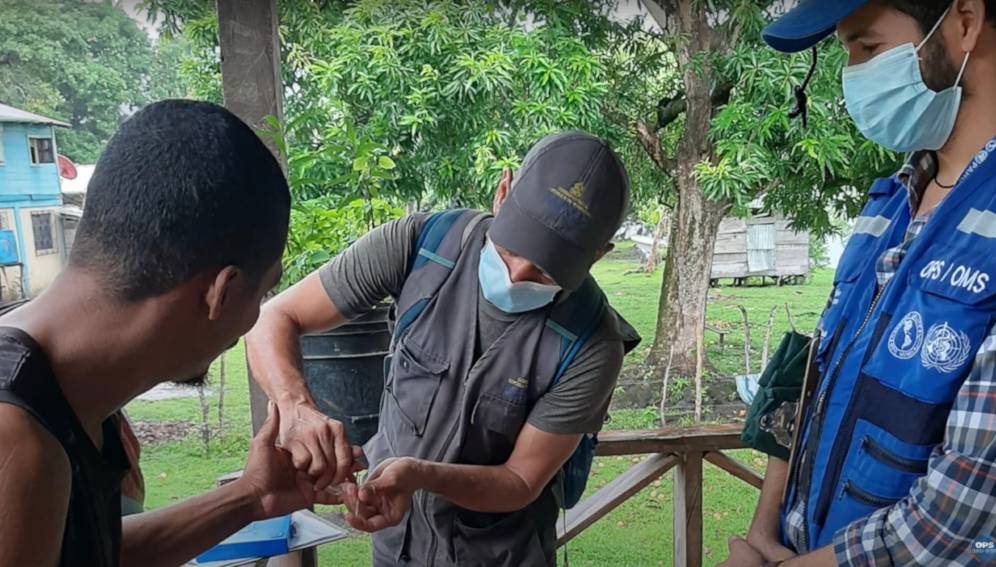 Premio a los que luchan contra malaria en plena pandemia