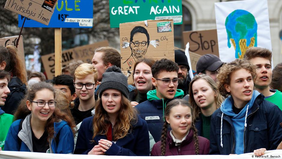 Con seminarios y huelgas virtuales, protestan miembros de “Fridays For Future”