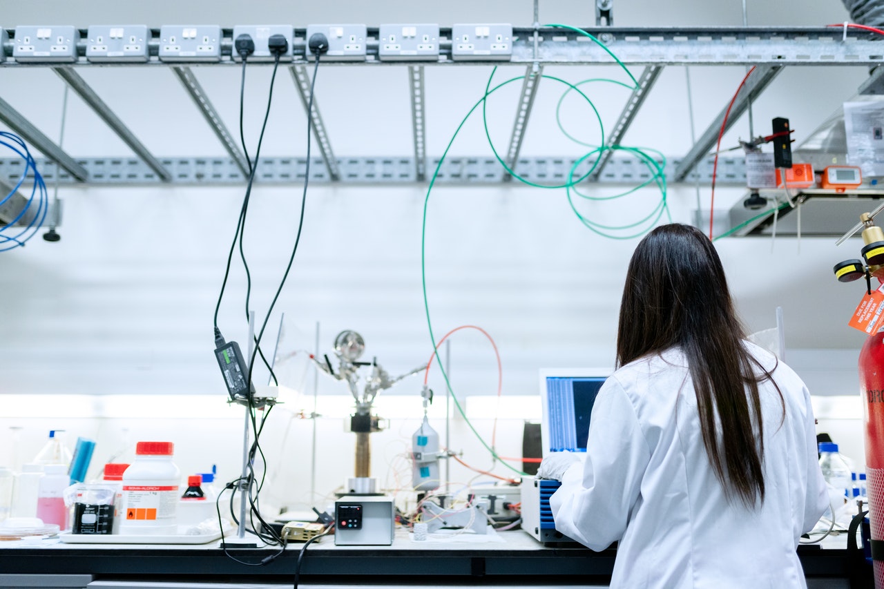 11 de febrero – Día Internacional de la Mujer y la Niña en la Ciencia