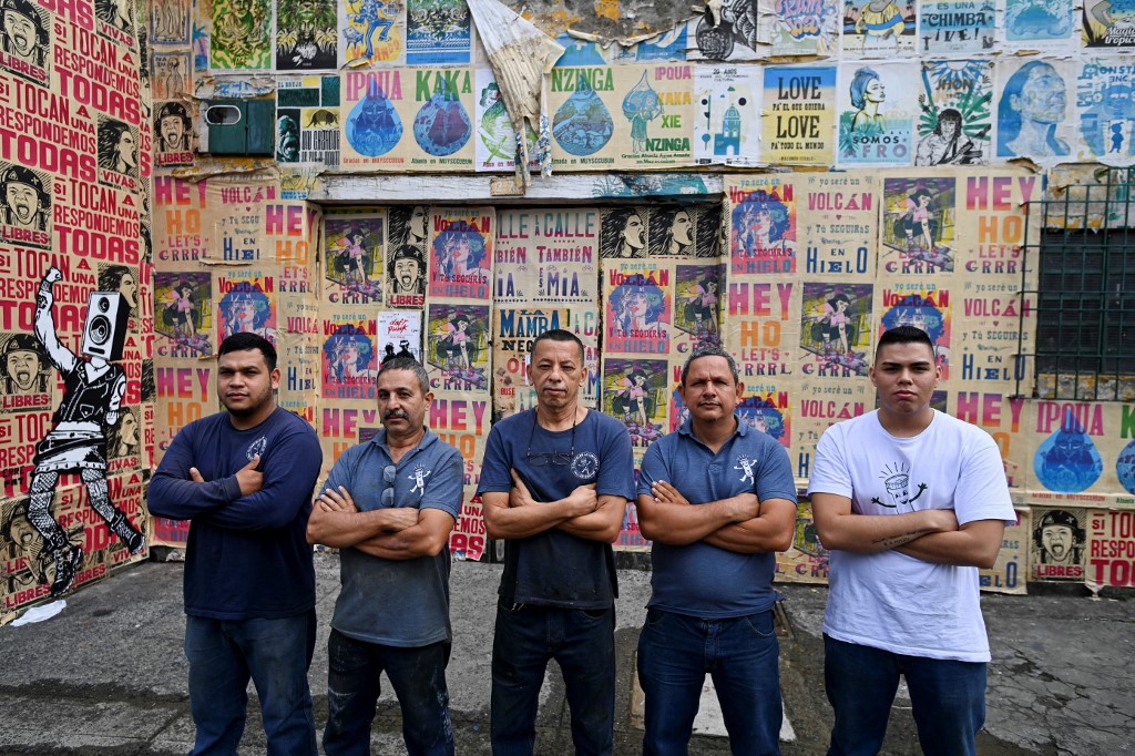 La Linterna, una antigua imprenta renace con el arte urbano en Colombia