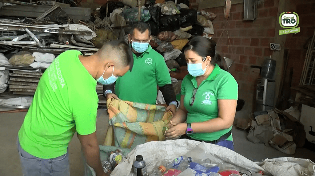 Los recicladores, clave en el cuidado del medio ambiente en Colombia