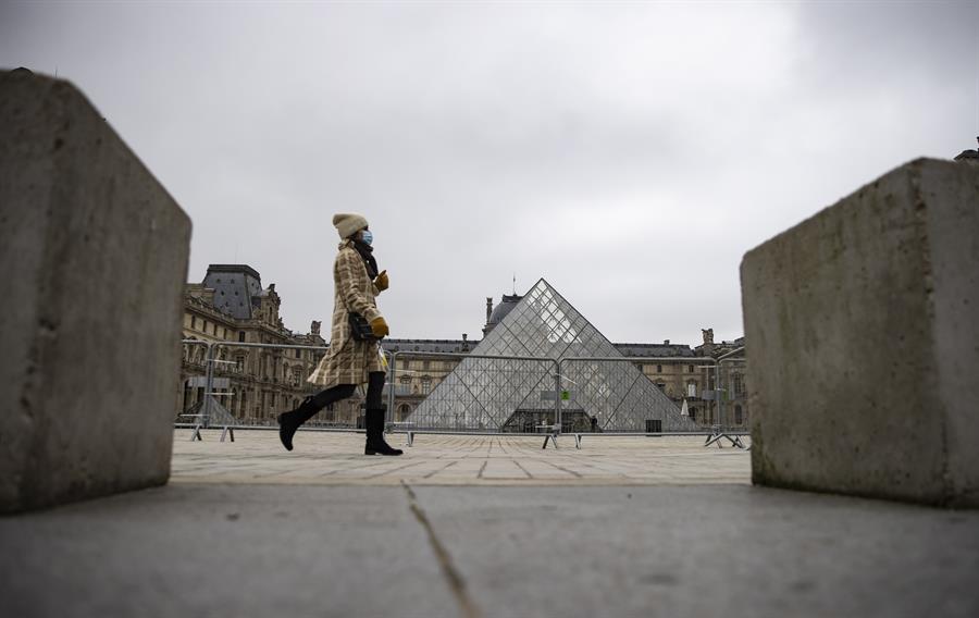 El Louvre lanza en internet una recreación virtual de la visita del museo