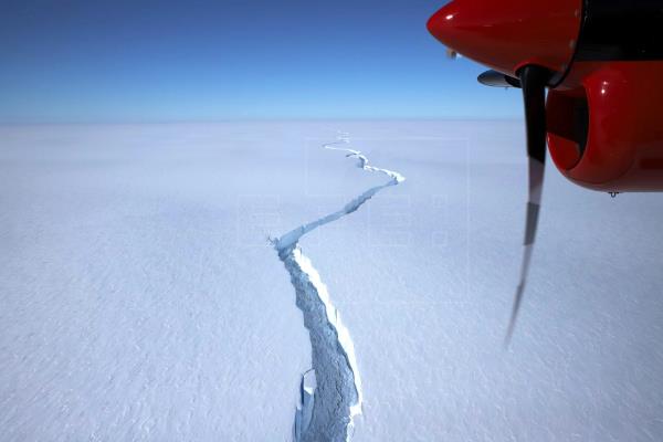 Un iceberg gigante del tamaño de Londres se desprende de la Antártida