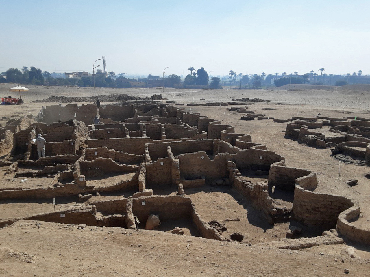 Descubren «la ciudad antigua más grande» de Egipto cerca de Luxor