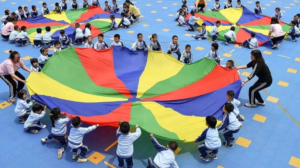 En cinco años China enterró la política de hijos únicos