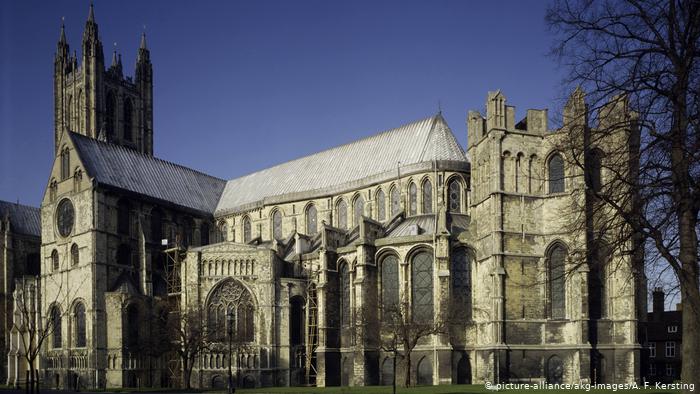 La Iglesia anglicana revisa los símbolos colonialistas en lugares de culto