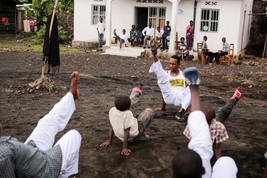 La capoeira transforma la vida de muchos niños en Centroáfrica