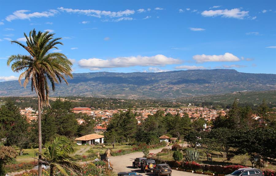 La fibra óptica llega a la turística población colombiana de Villa de Leyva