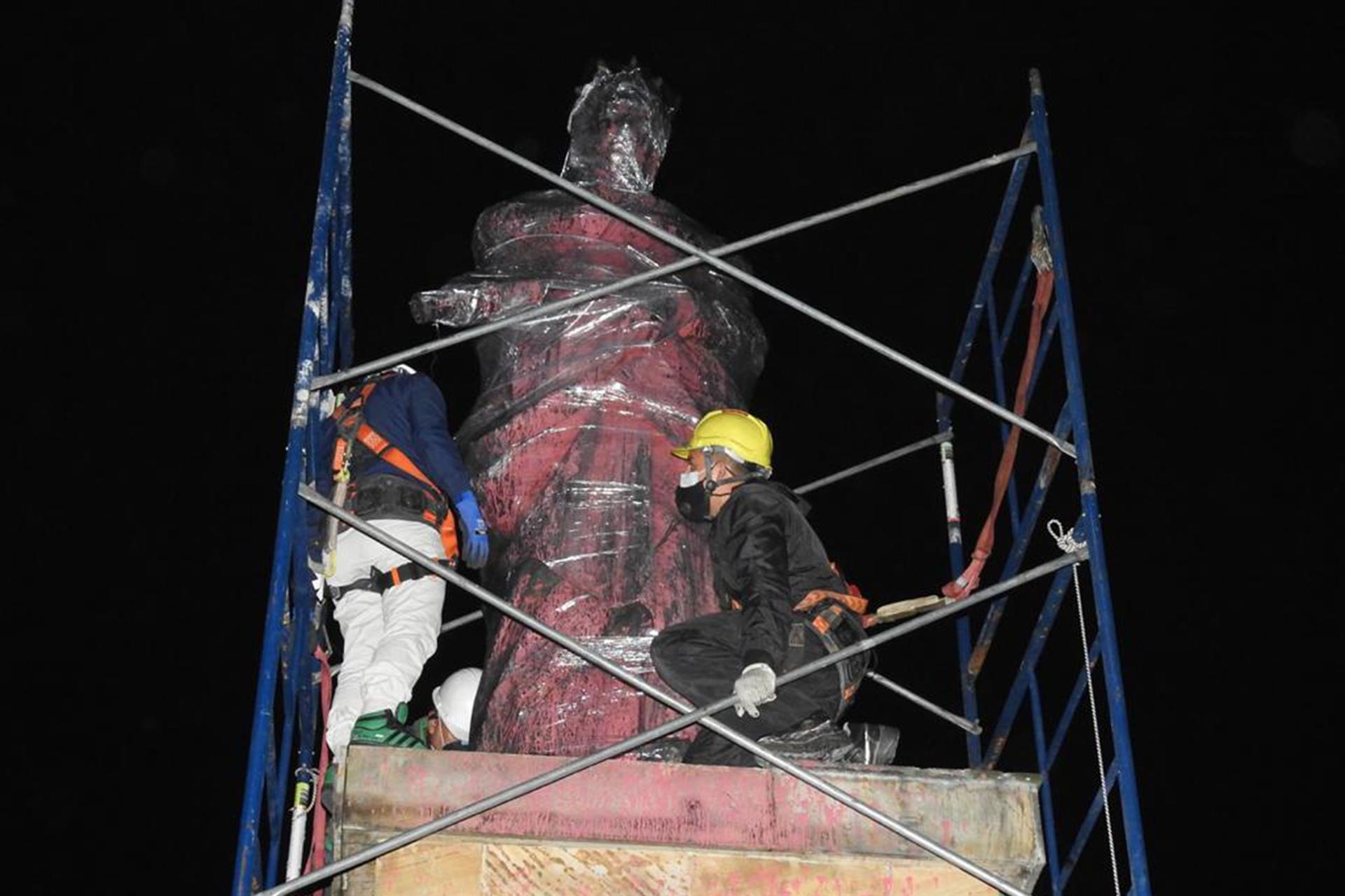 Gobierno colombiano retira estatuas de Colón e Isabel la Católica