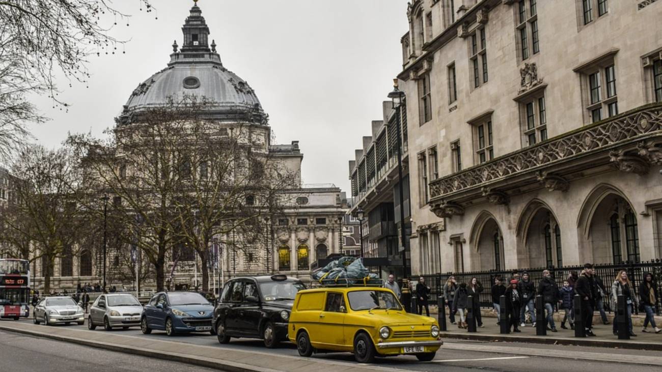 El plomo de la gasolina persiste en el aire de Londres pese a su prohibición en 1999