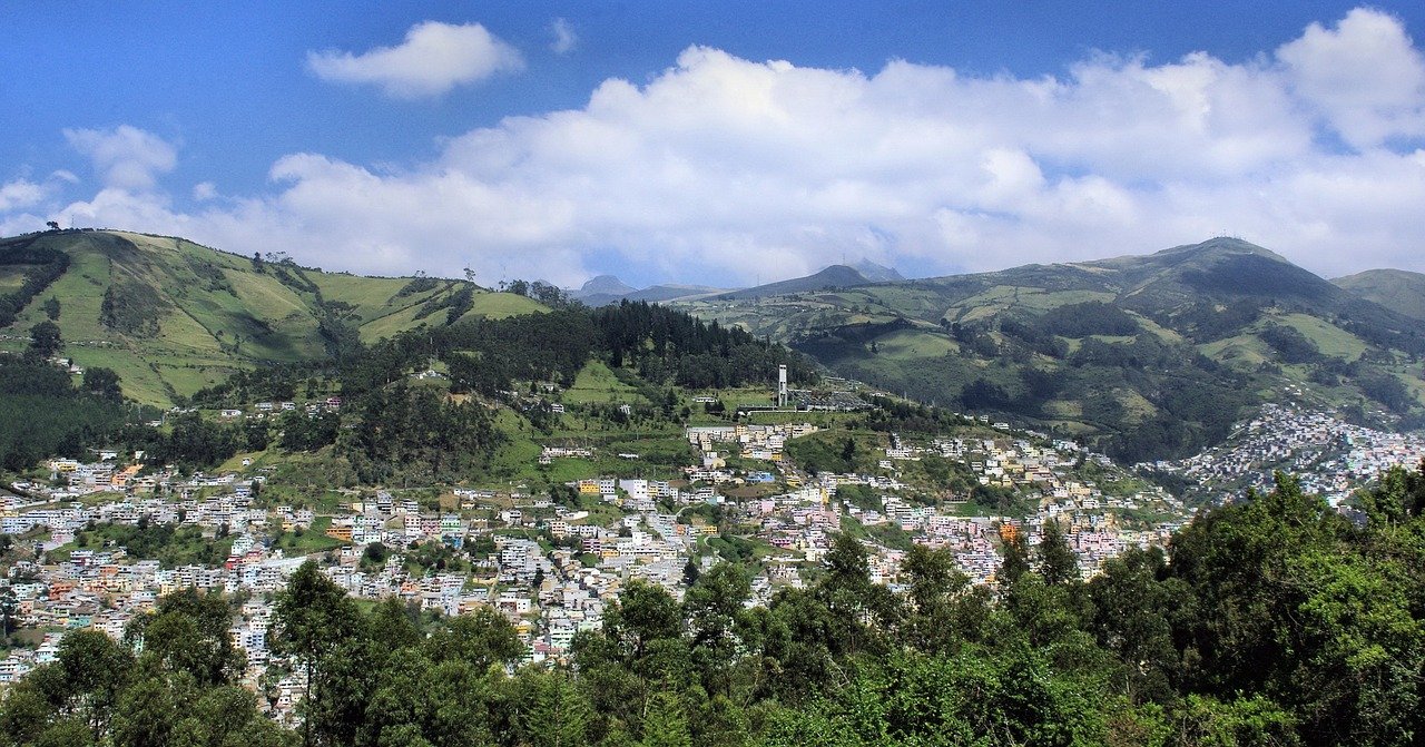 Ecuador impulsará transición ecológica para alcanzar cero emisiones en 2050