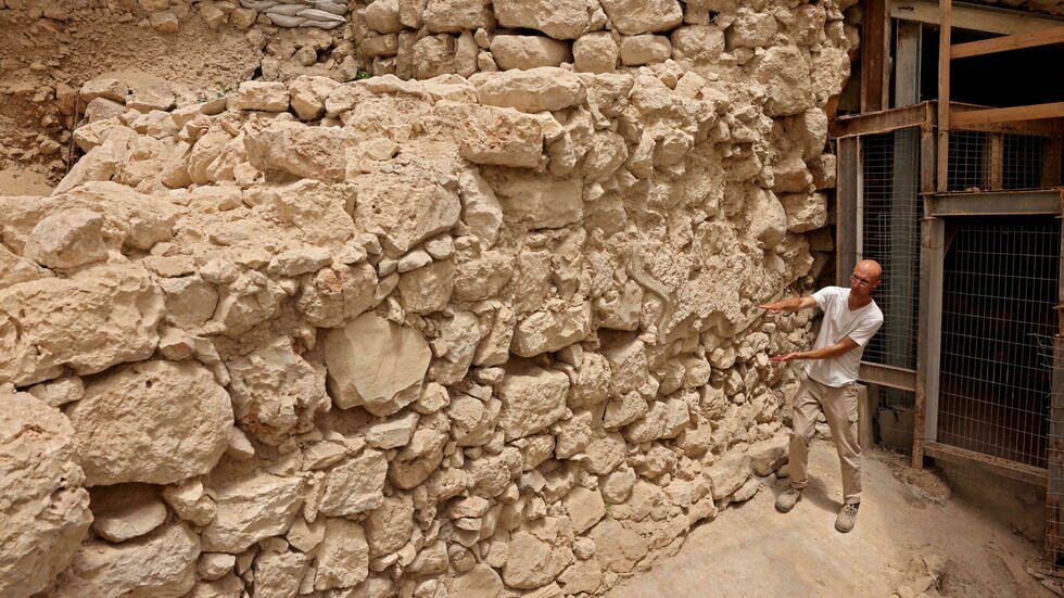 Arqueólogos descubren nuevos tramos de la muralla de Jerusalén