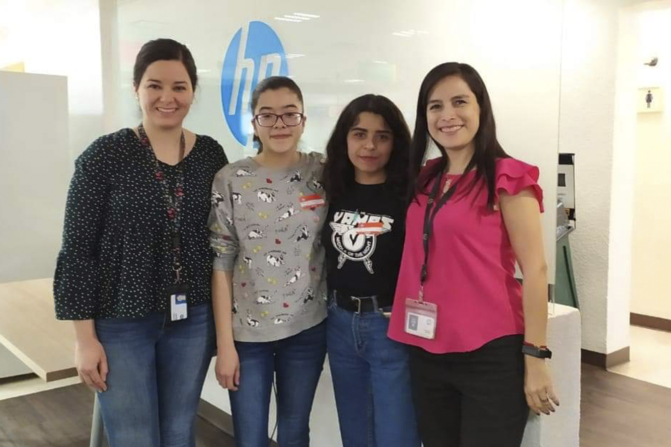 Primer lugar del Technovation Girls Nacional para estudiantes de la UdeG