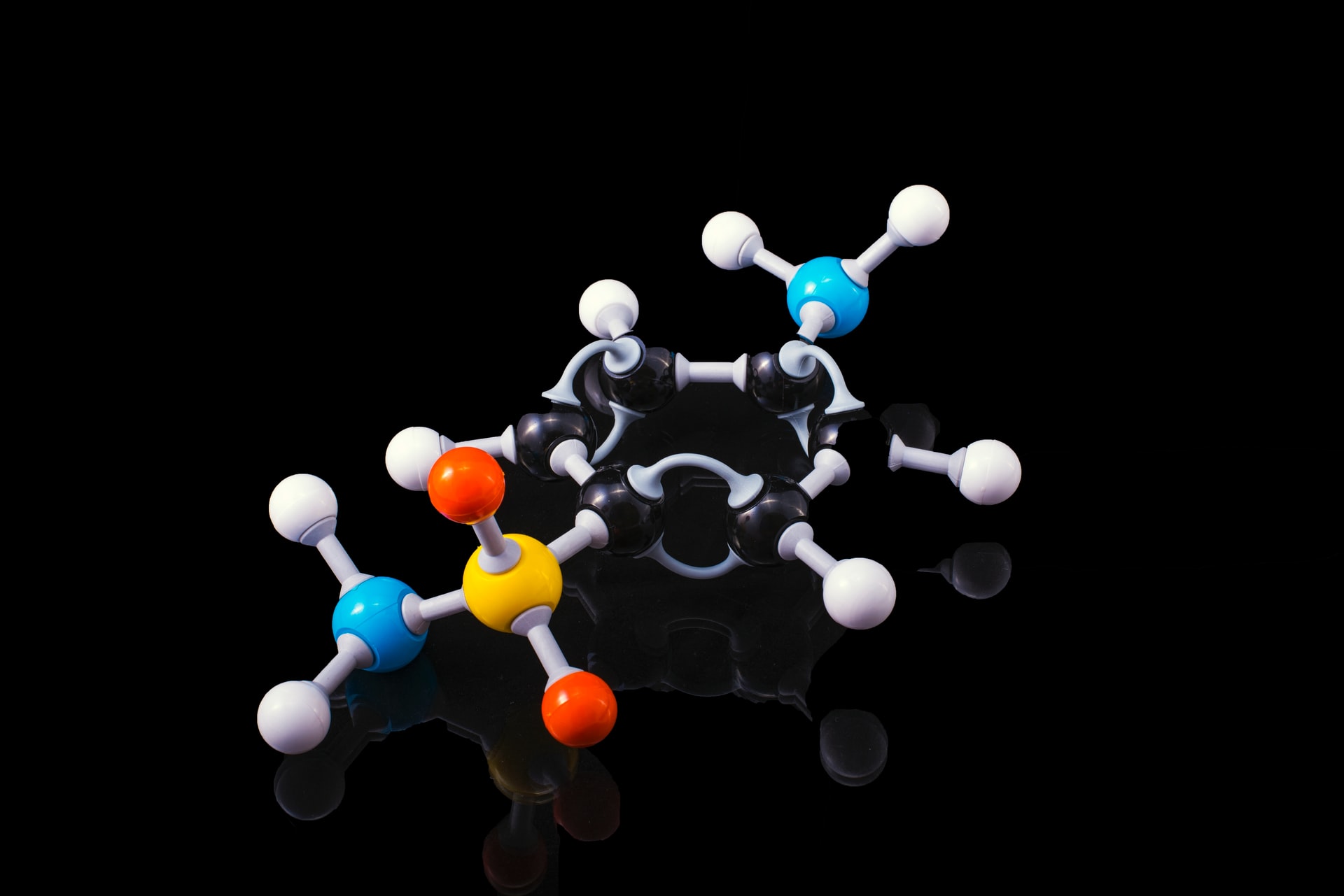 Descubren un nuevo material inorgánico con la menor conductividad térmica