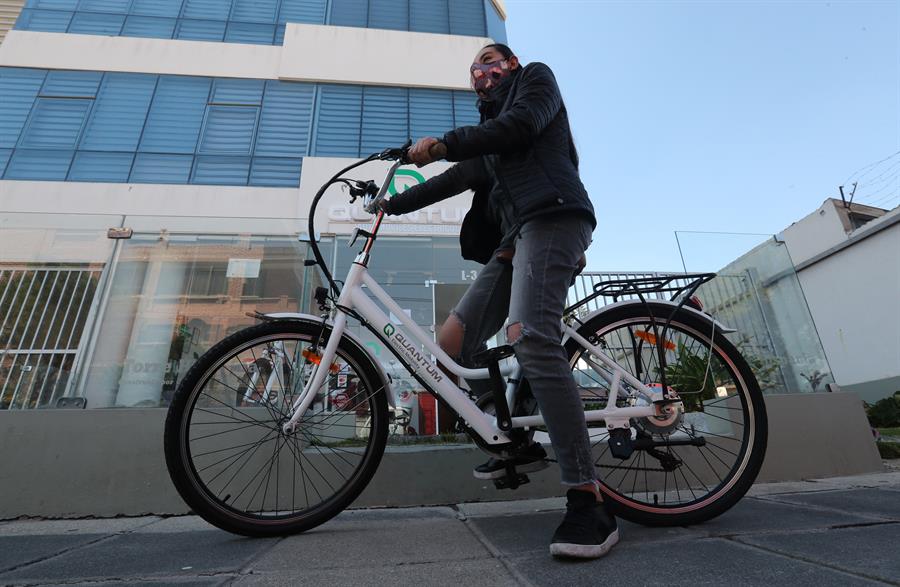 “Pedalea para volar”, una iniciativa para conservar a las aves endémicas