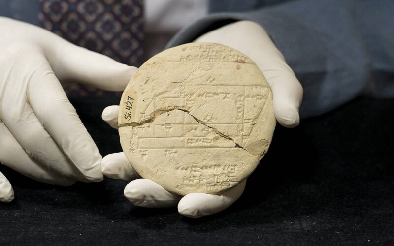 Una tablilla babilónica muestra el ejemplo de geometría aplicada más antiguo del mundo
