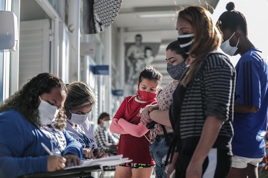 La OMS no ha declarado oficialmente a la covid-19 una «infección endémica»