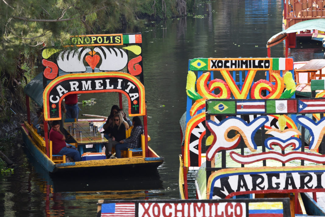 Científicos mexicanos rescatan canales de Xochimilco con nanotecnología