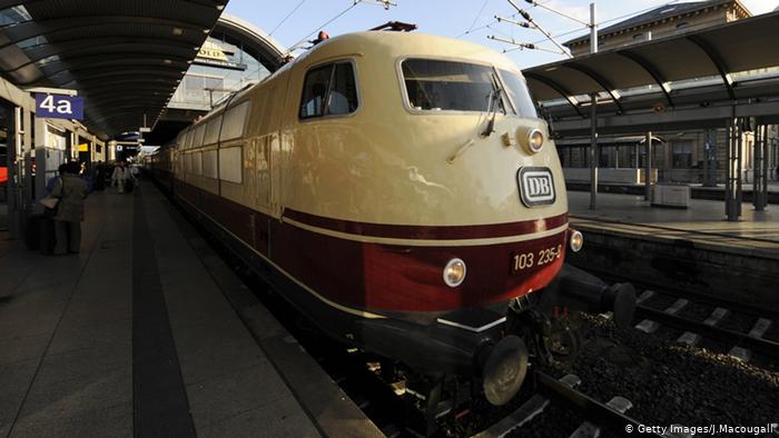 “Tren de la vacunación”: un paseo con inmunidad contra la COVID-19