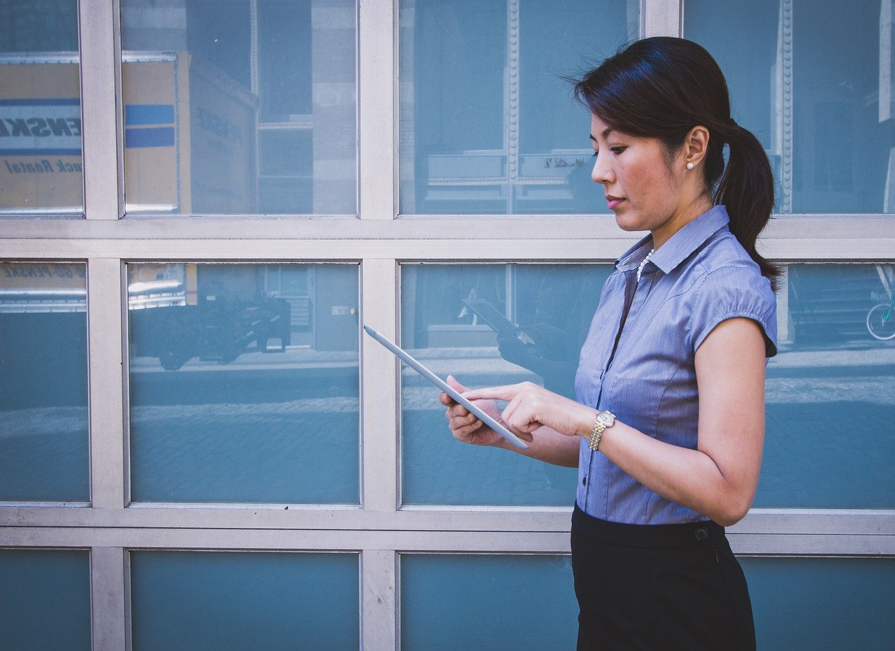 Mujeres buscan conquistar otro campo de conocimiento: la tecnología