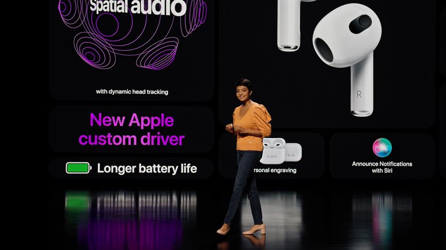 Apple presenta la tercera versión de auriculares AirPods, con audio espacial