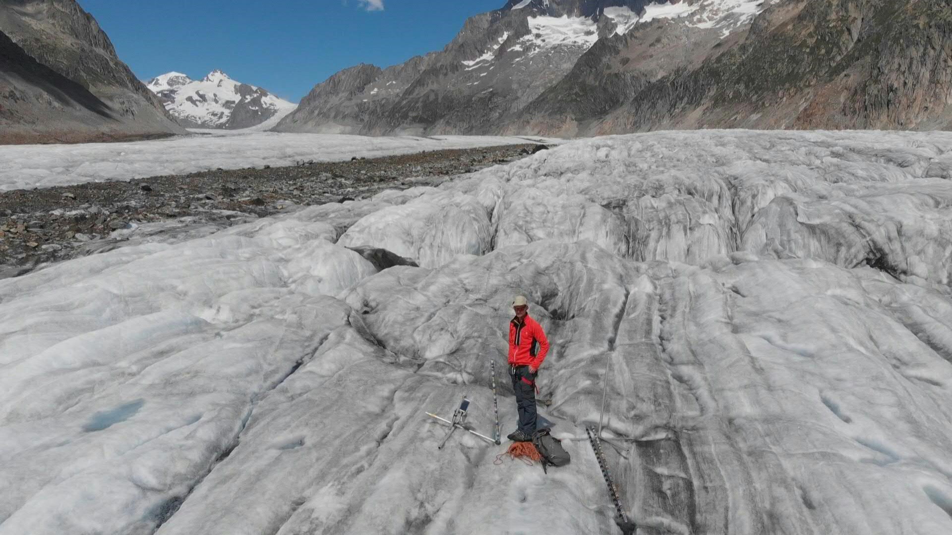 Glaciares suizos se reducen pese a nevadas y a un verano frío