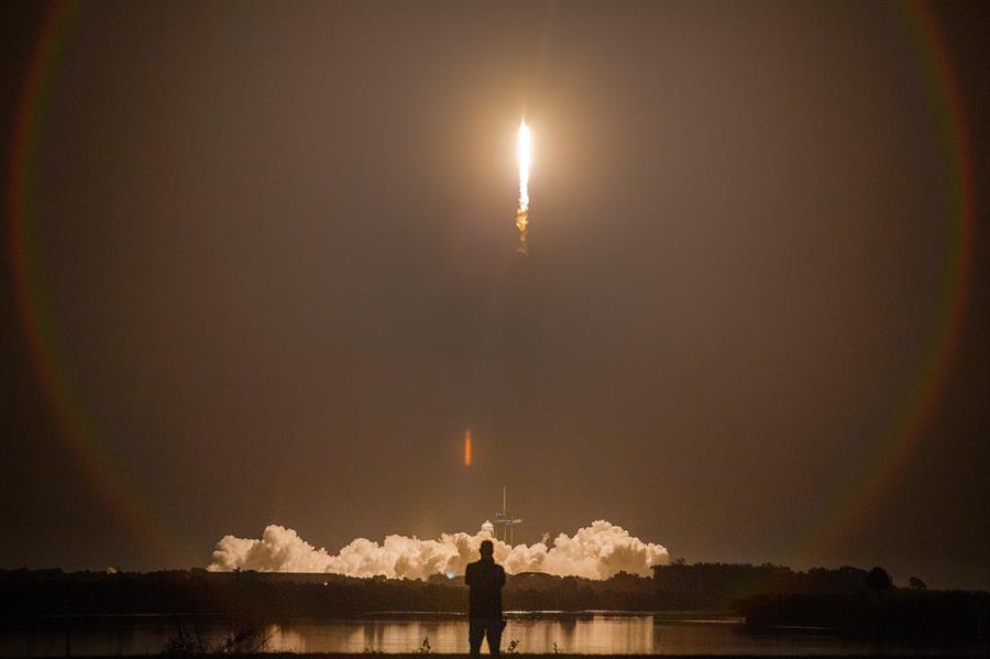 Roscomos y NASA acuerdan reanudar vuelos conjuntos después de una década