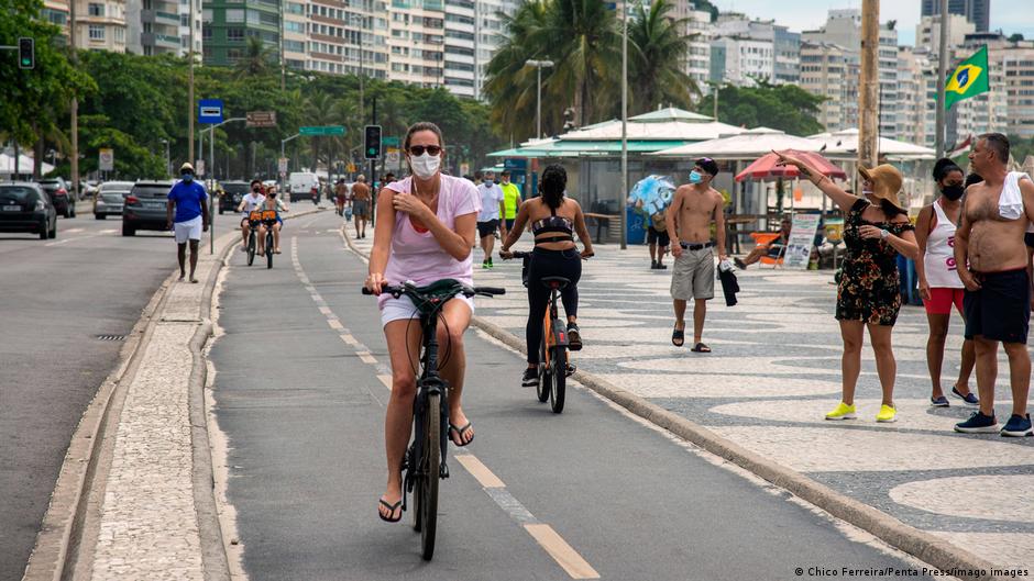 Río de Janeiro ya no exige el uso de cubrebocas al aire libre