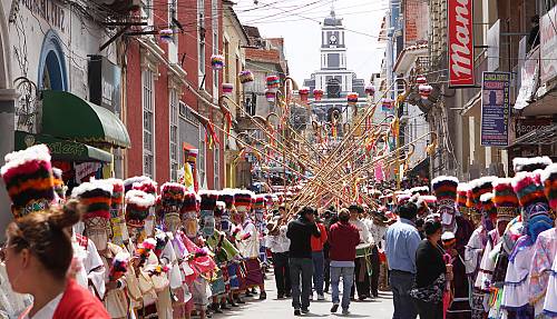 Fiesta religiosa de Bolivia se convierte en Patrimonio Inmaterial Mundial