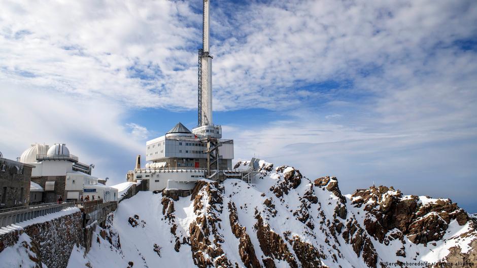 Encuentran microplásticos desde el aire del Everest hasta el de los Pirineos