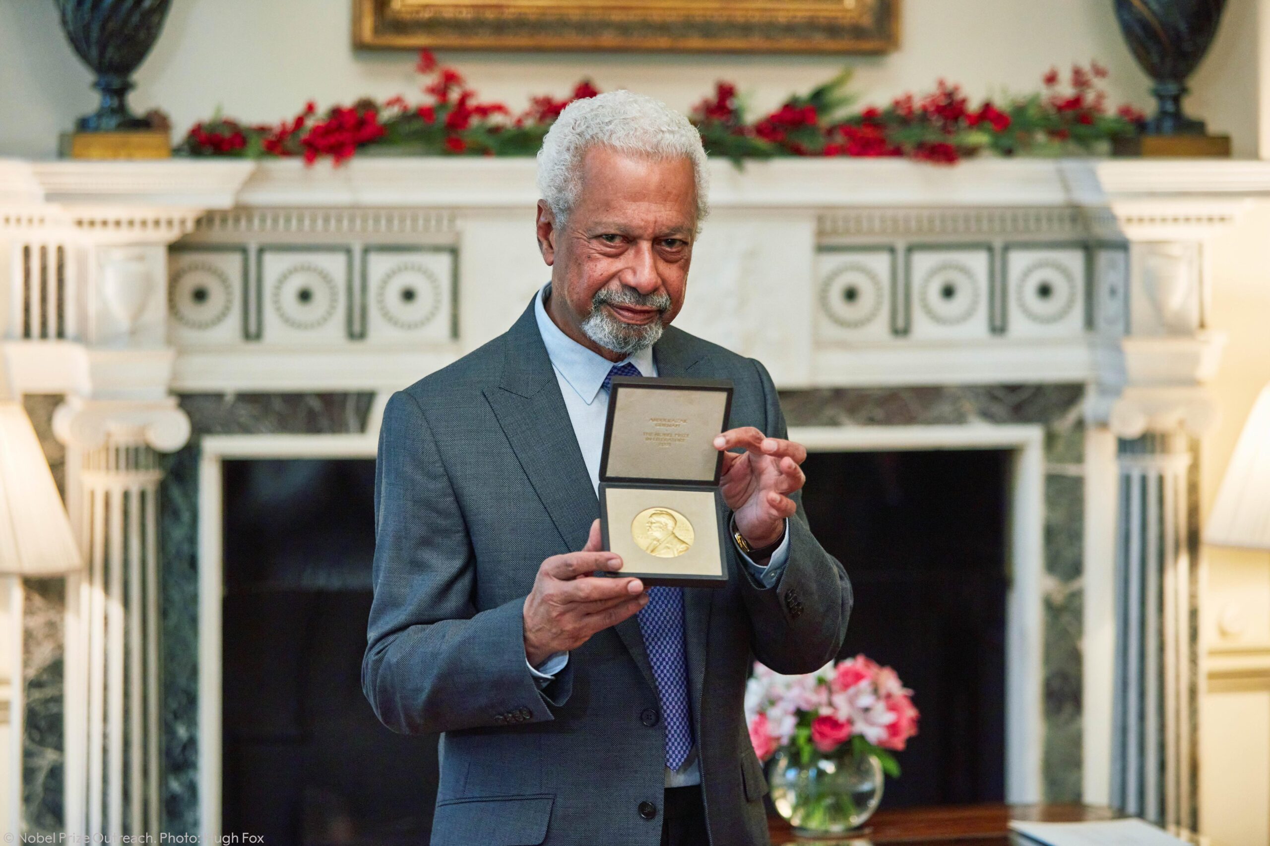 Abdulrazak Gurnah recibe el Nobel de Literatura en Reino Unido