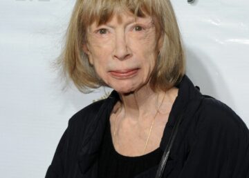 Murió la escritora y guionista estadounidense Joan Didion a los 87 años