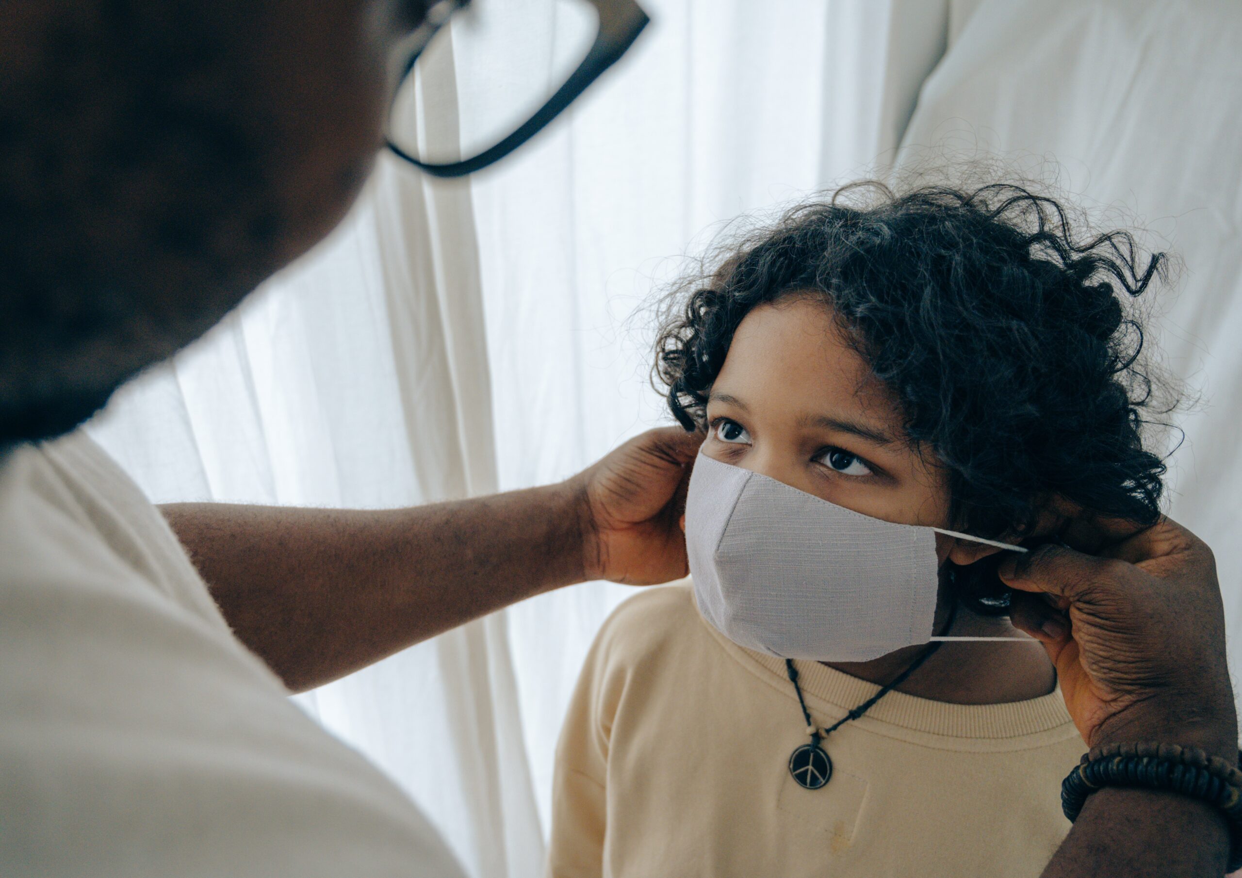 La OMS llama a proteger a los niños, ahora los más afectados por la pandemia