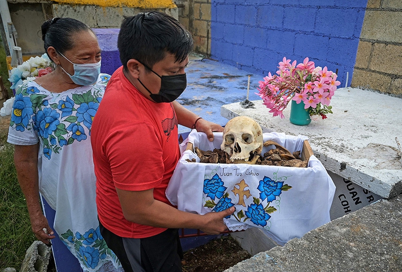 Choo Ba’ak, la tradición maya de limpieza de huesos de los difuntos