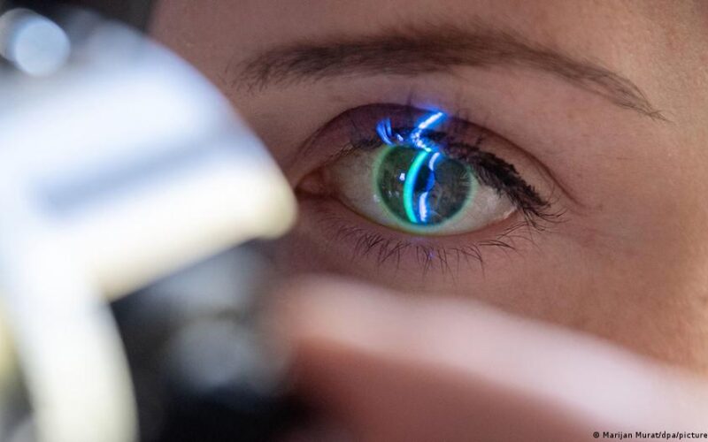 La retina del ojo podría revelar si existe riesgo de muerte prematura