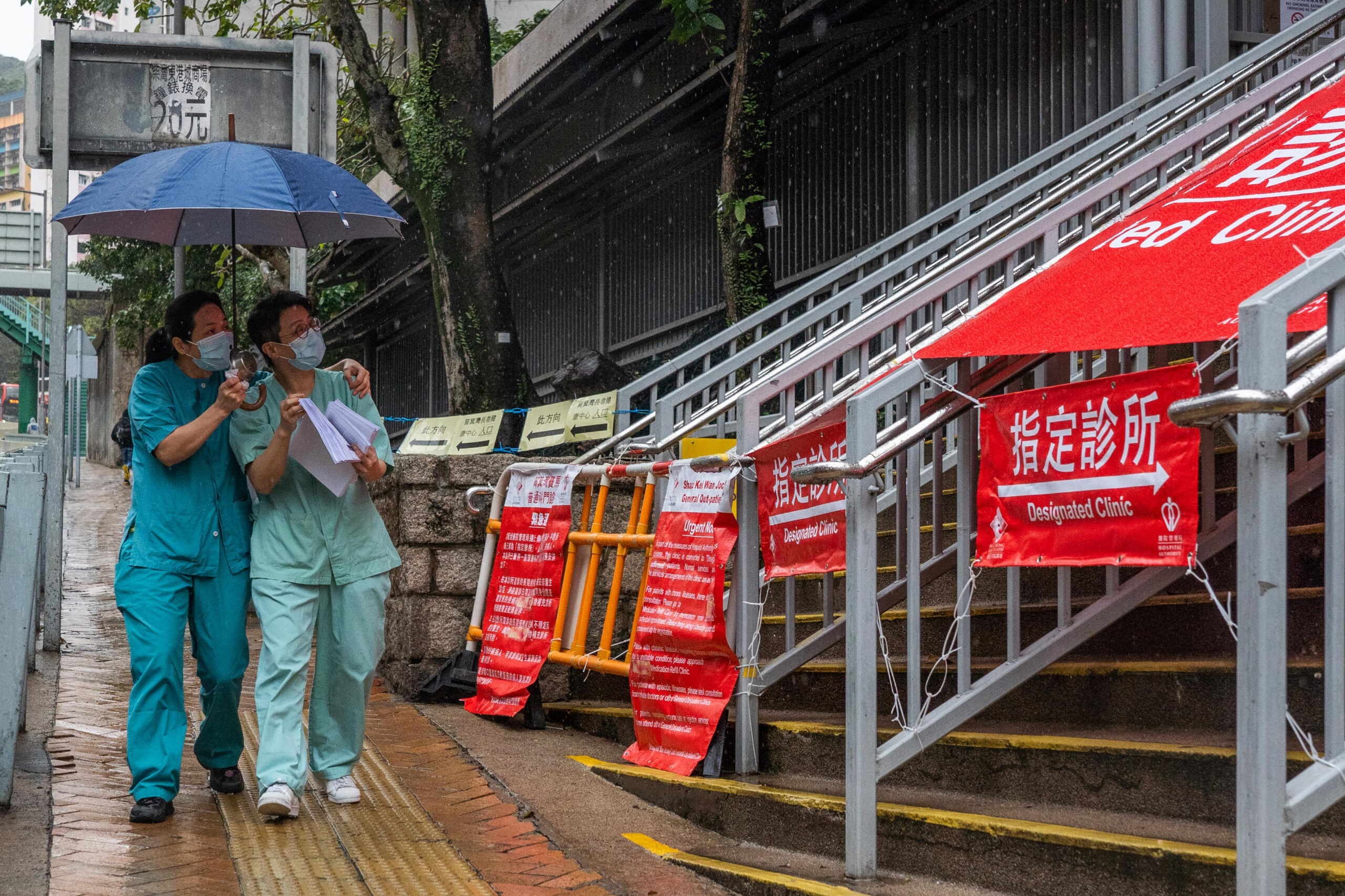 China va a construir centros de cuarentena en Hong Kong ante avance del covid