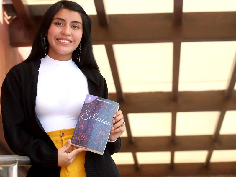 Flor Salvador: conoce a la joven escritora convertida en un fenómeno internacional