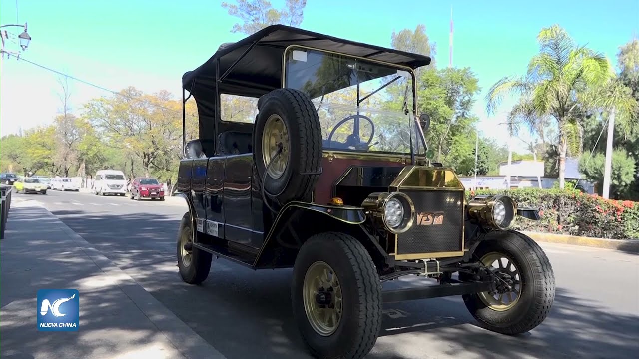 Una ciudad mexicana narra su historia en réplicas de vehículos de 1908