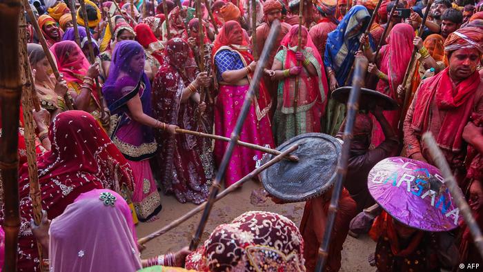 Lathmar Holi: un carnaval de las mujeres en la India