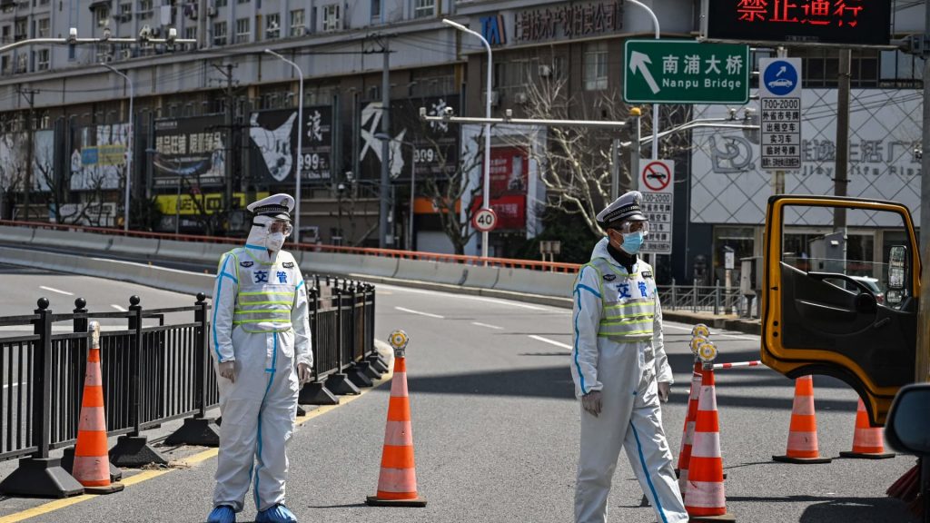 En China, continúan las duras restricciones contra la COVID-19