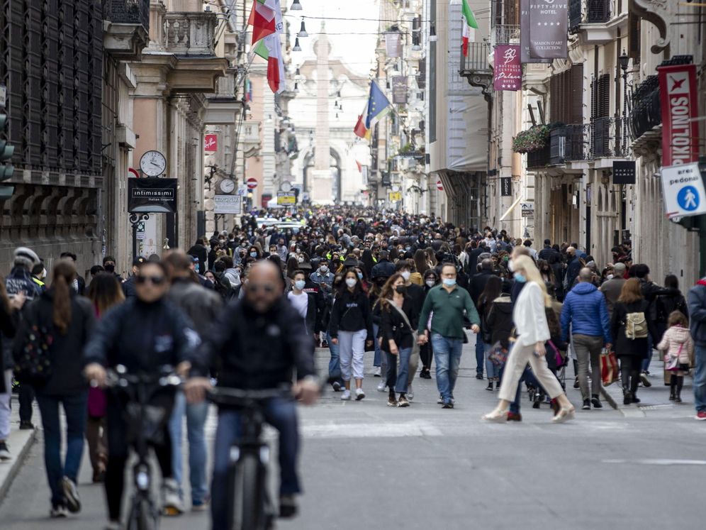 Tras más de dos años, Italia retira el estado de emergencia de la pandemia