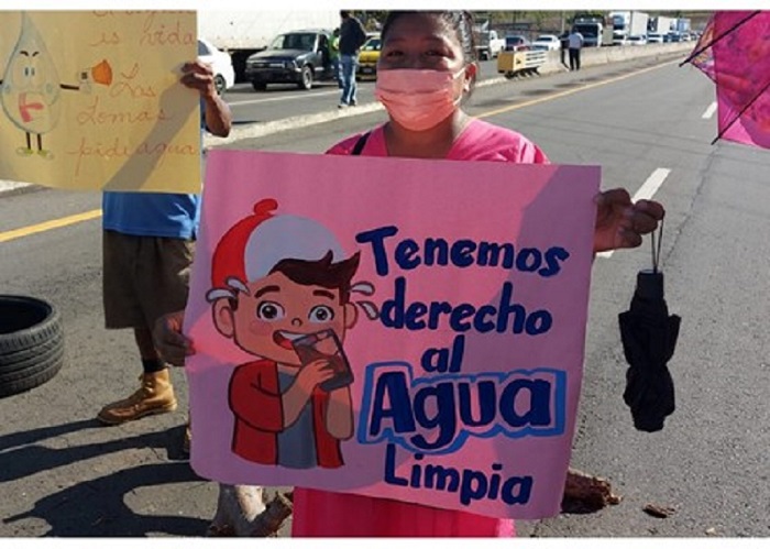 Voces sedientas. Esclavas de la madrugada claman por agua