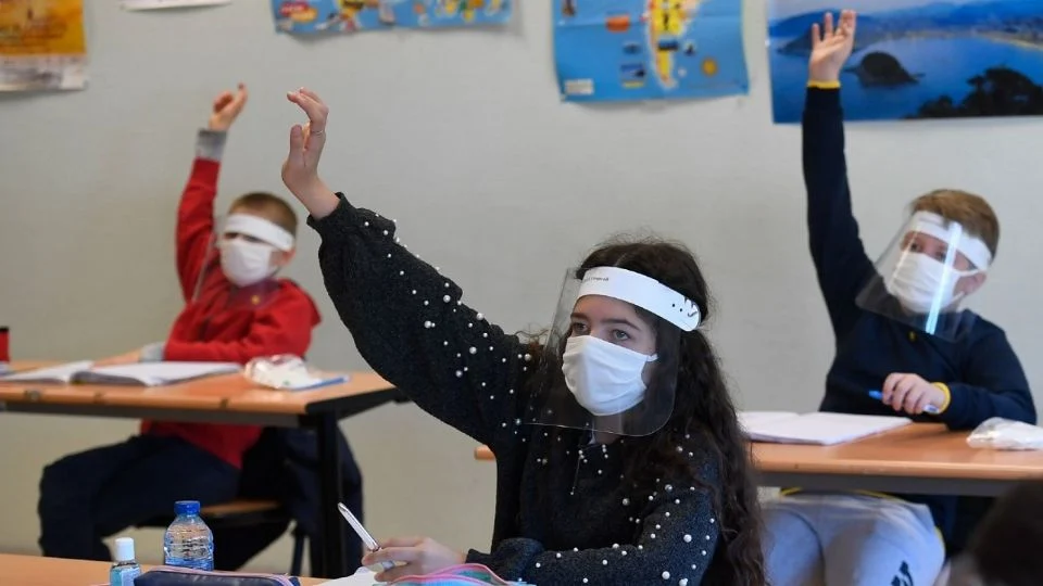 Miles de alumnos argentinos frenaron su vida escolar por la pandemia