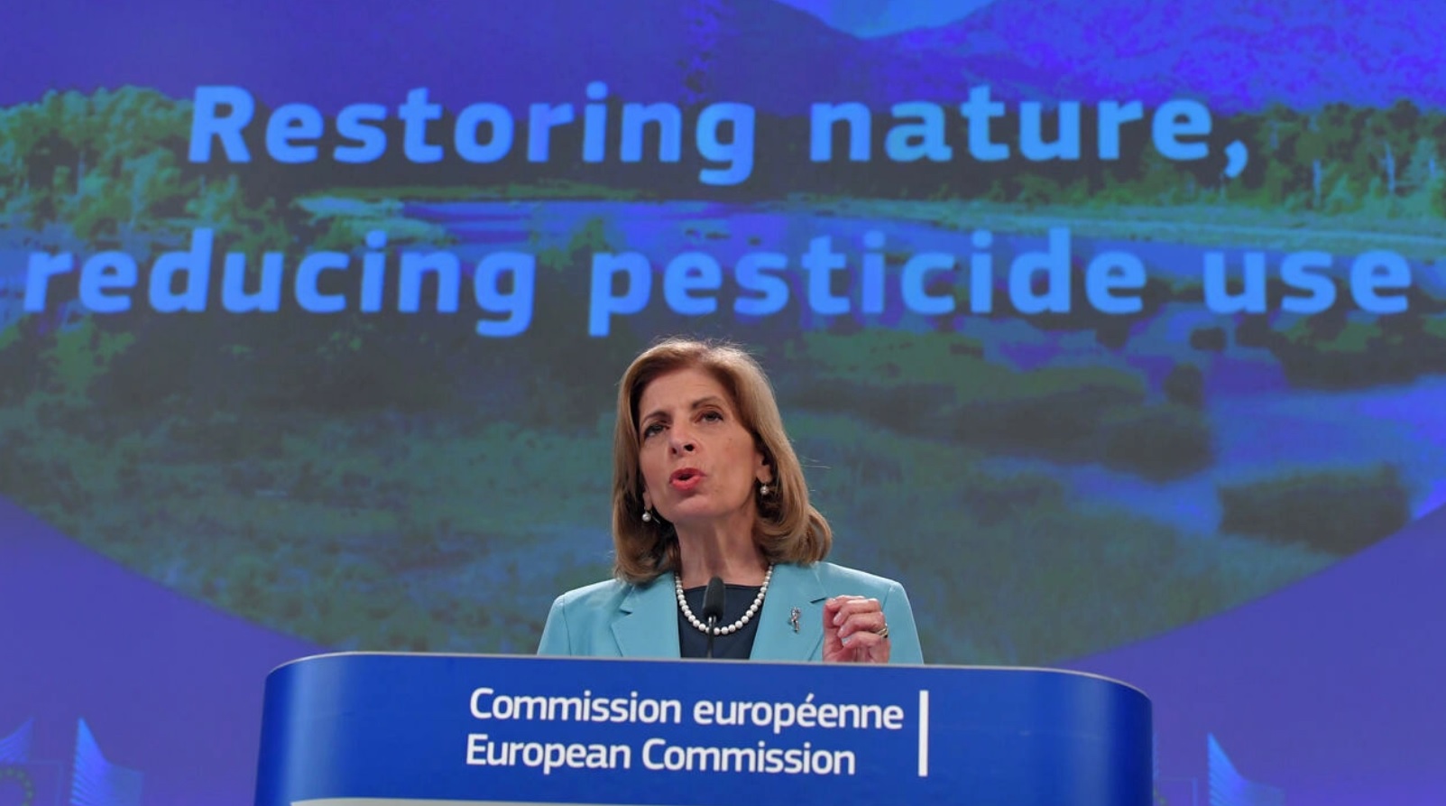 La Comisión Europea lanza plan para reducir el uso de pesticidas