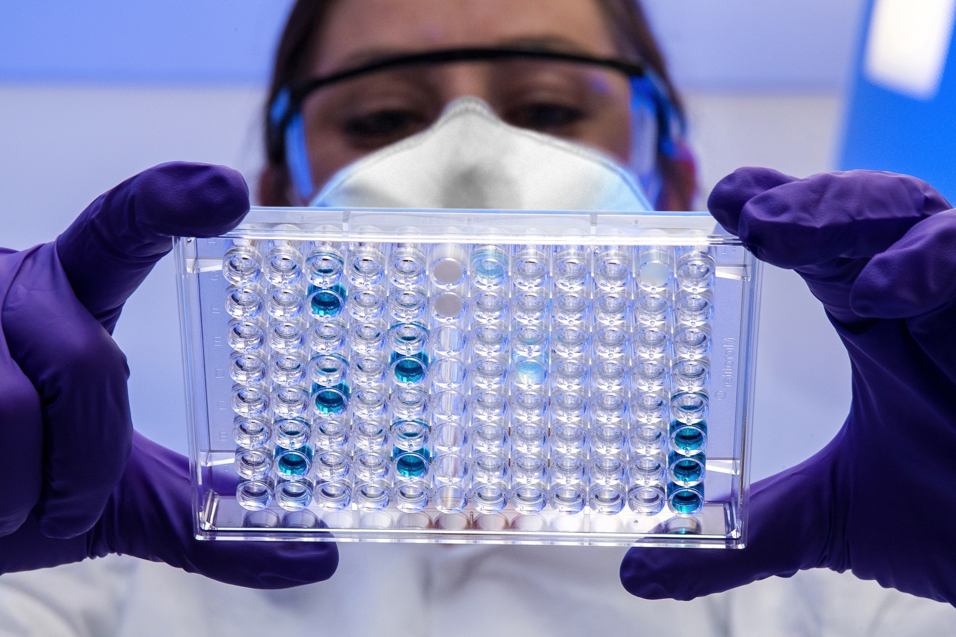 ¿Cómo se contagia y qué hacer para prevenir el Virus del Papiloma Humano?