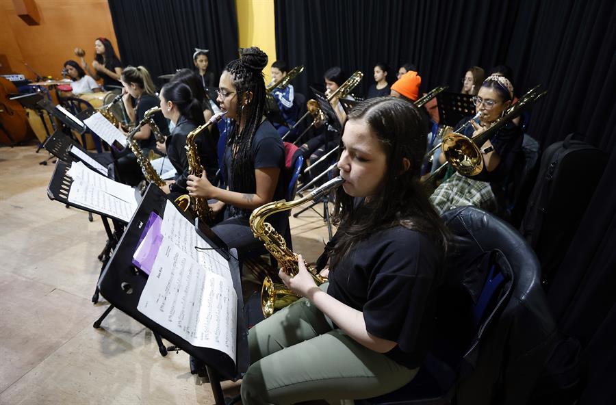 Las mujeres y el jazz se toman Bogotá con la primera Big Band femenina