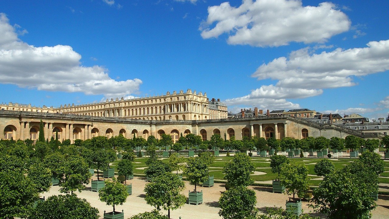 Maratón de París-2024 pasará por el Castillo de Versalles