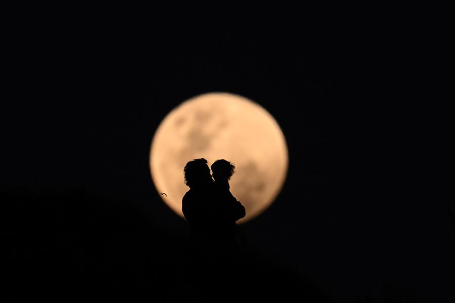 La luna vuelve a eclipsarse y el fenómeno no se repetirá en tres años