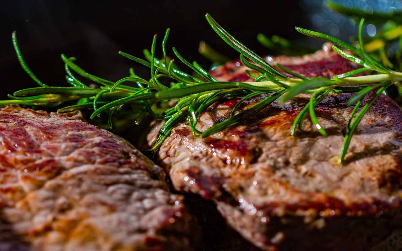 Una start-up californiana logra primera luz verde para comercializar carne artificial