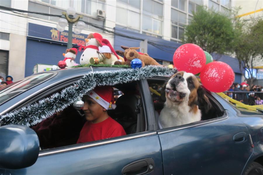 El desfile navideño vuelve a La Paz luego de tres años